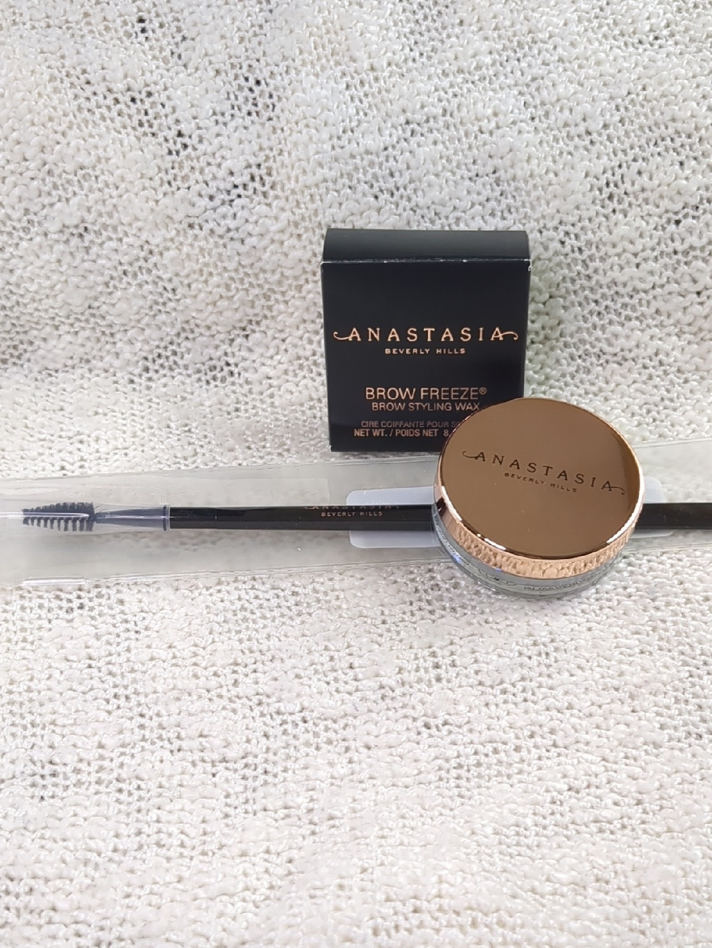 Anastasia Beverly Hills Clear Freeze Brow Wax/Applicator Duo - Picture 8 of 11